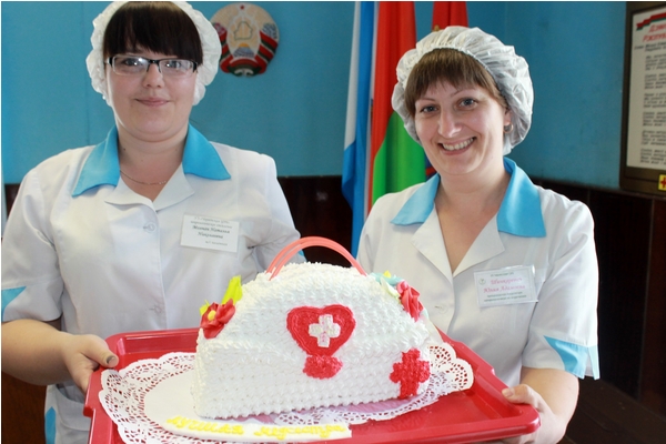 12 мая во всем мире отмечался Всемирный день медицинской сестры